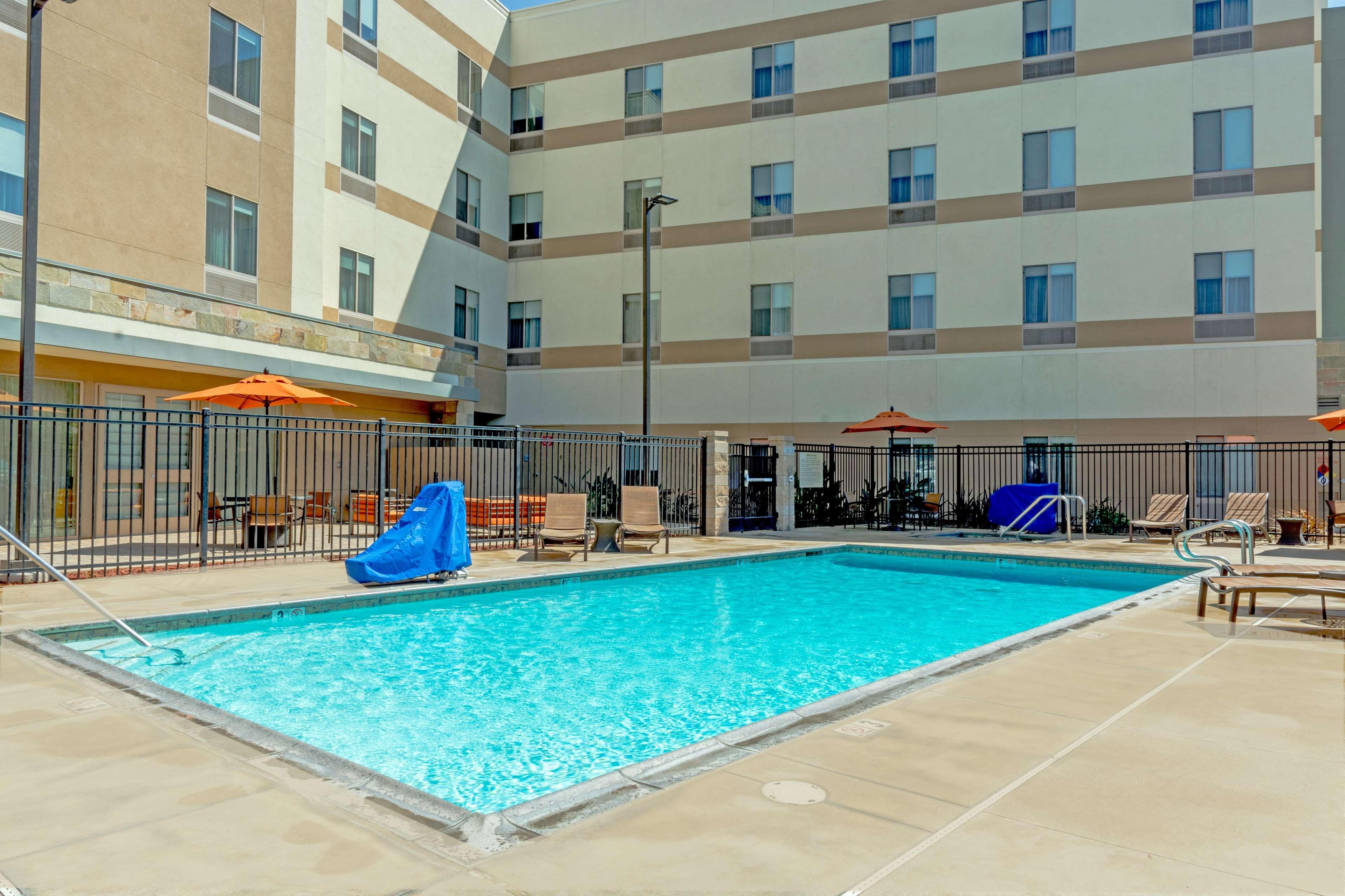 Hampton Inn & Suites Riverside/Corona East Εξωτερικό φωτογραφία