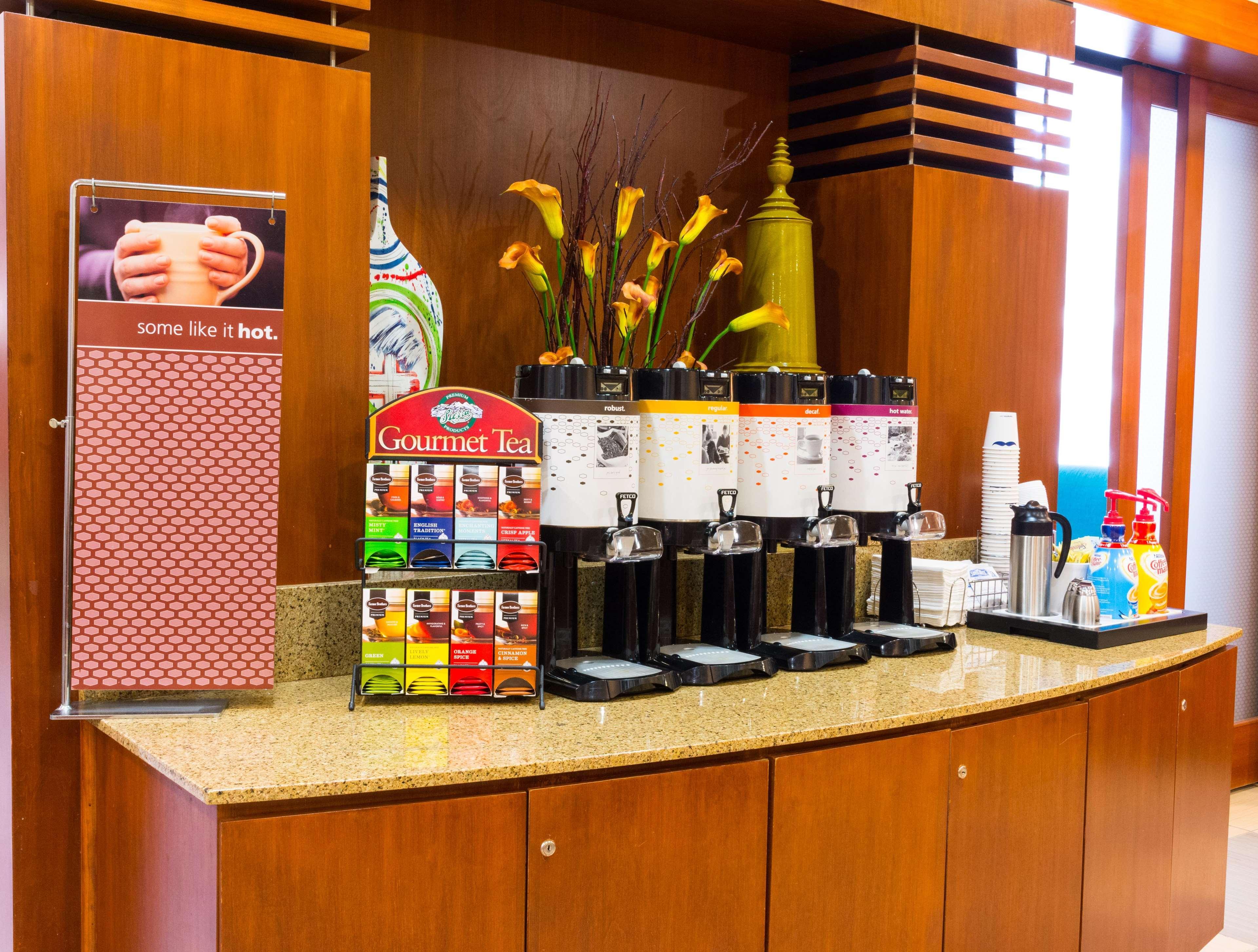 Hampton Inn & Suites Riverside/Corona East Εξωτερικό φωτογραφία